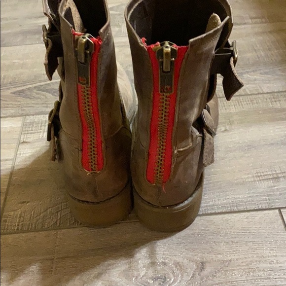 ankle boots - Picture 2 of 3